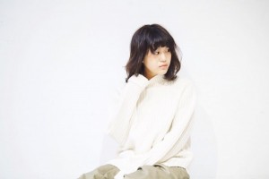 VICTIM 新作 ニット HI NECK KNIT SHOP COMPASS レディース モデル BLOG ブログ ホワイト 白 コーディネート スナップ カメラ 新潟 古町